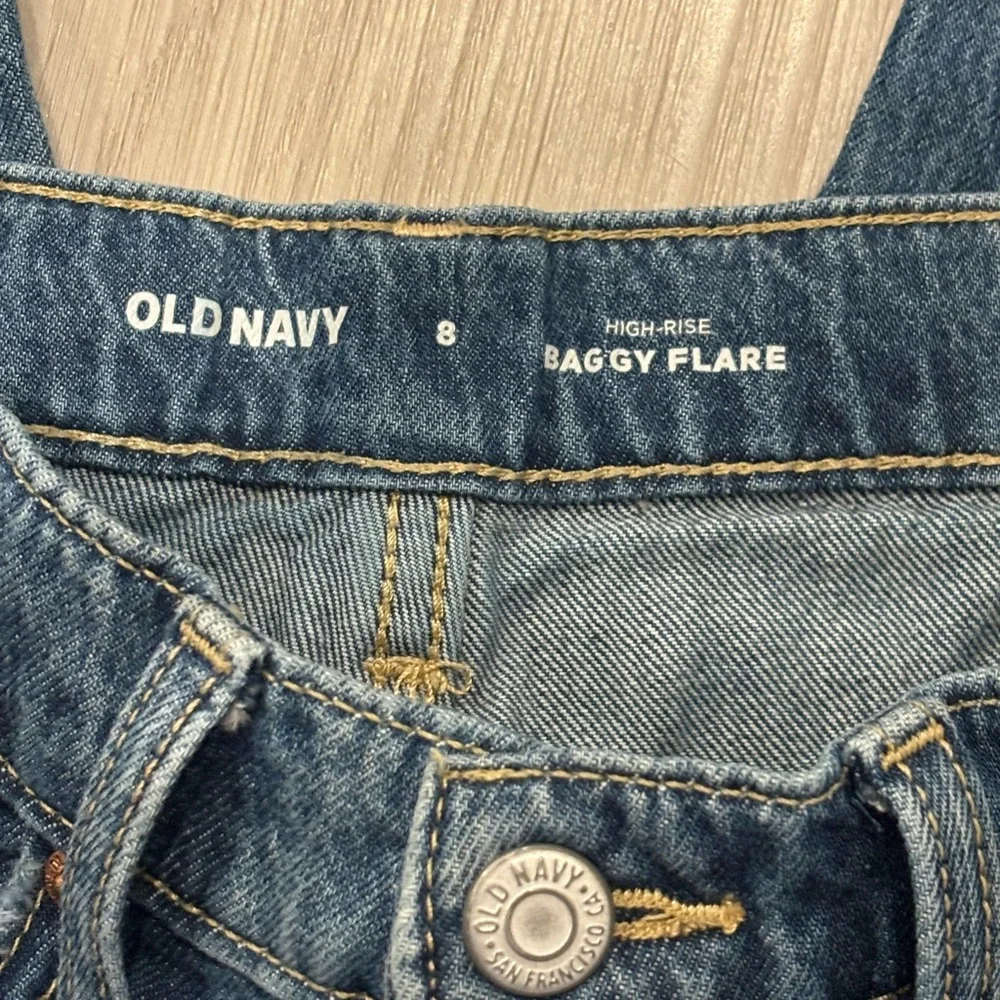 Old‎ Navy/Art Class Kids Blue and Light Blue Embroidered Jeans